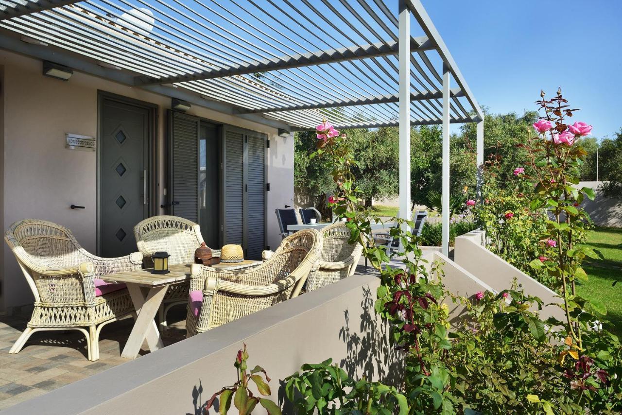Alexandra'S Garden Houses ستالوس المظهر الخارجي الصورة